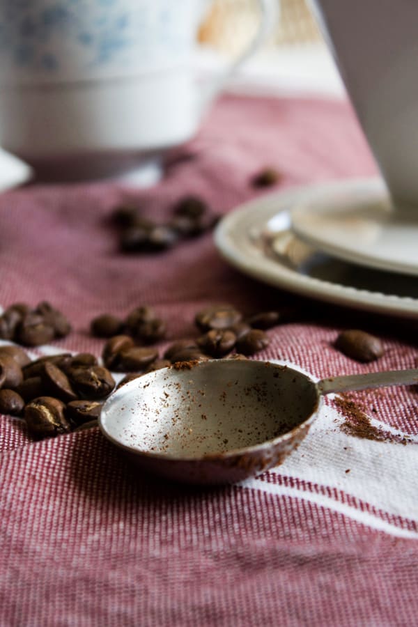 Perfect Pour Over Coffee - Pour over coffee will simplify your life! These gadgets take up hardly any space, use no electricity, and most importantly make delicious coffee. All you need are filters, coffee beans/grounds, and water. | rootsandradishes.com
