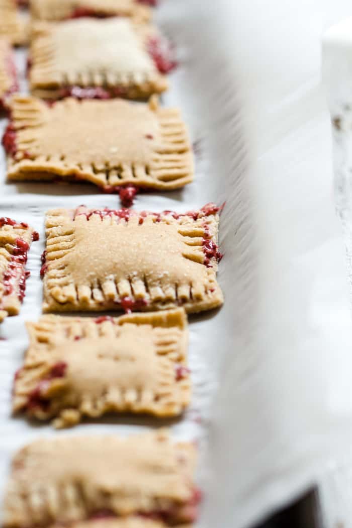 Strawberry pie bites